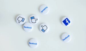 facebook-pins