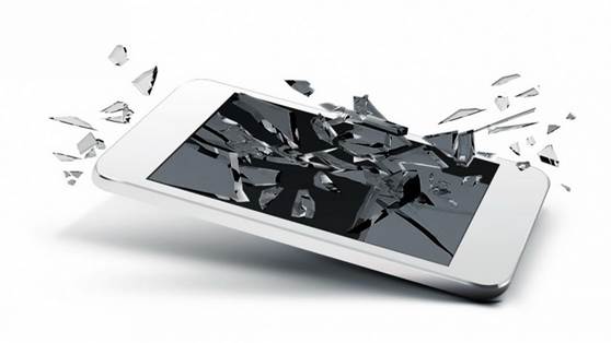 mobile phone with a broken screen characterizing the effect of mobilegeddon