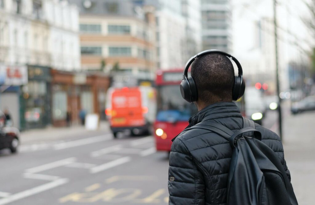 Man listening on his headphone